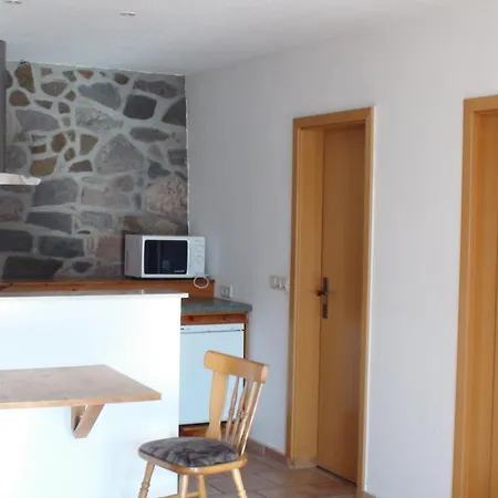 بيت ضيافة Elbterrassen Zu Brambach 4*