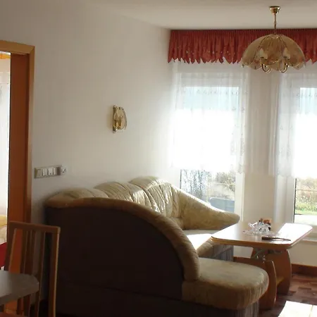 بيت ضيافة Elbterrassen Zu Brambach