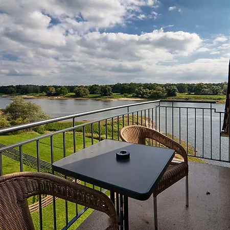 Elbterrassen Zu Brambach Casa de hóspedes 4*