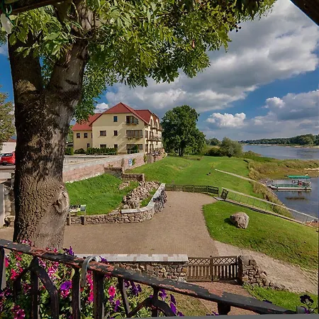 بيت ضيافة Elbterrassen Zu Brambach 4*