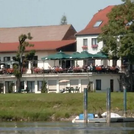 بيت ضيافة Elbterrassen Zu Brambach