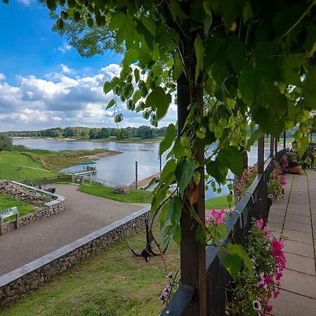 Elbterrassen Zu Brambach 3*