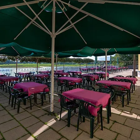 בית הארחה Elbterrassen Zu Brambach 3*
