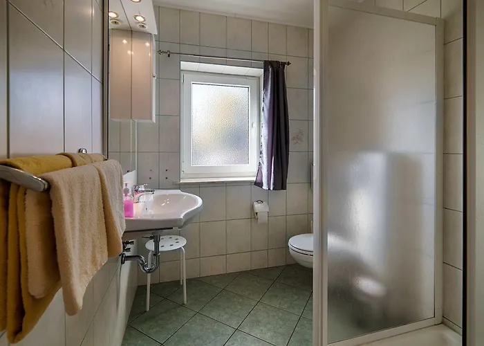 布拉姆巴赫埃布特拉森酒店 招待所 Dessau-Rosslau