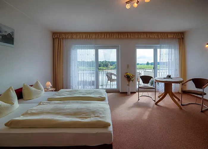 布拉姆巴赫埃布特拉森酒店 4* Dessau-Rosslau