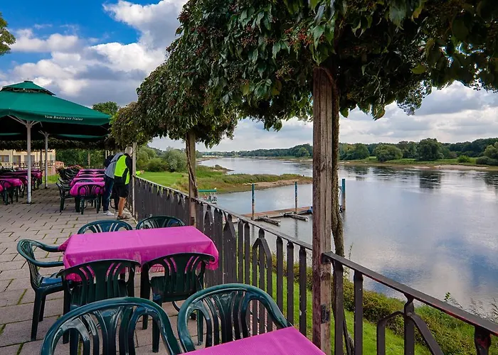 Pensjonat Elbterrassen Zu Brambach 4*